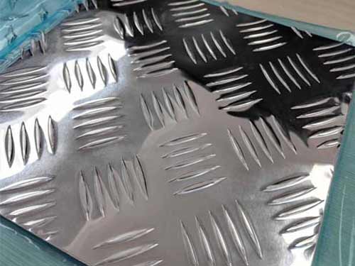 Patterned aluminum sheets